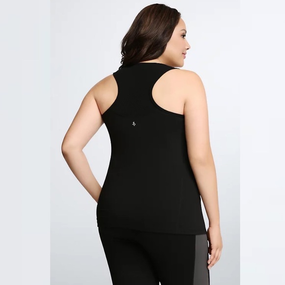 Torrid Active Mesh Tank Top - Picture 2 of 9